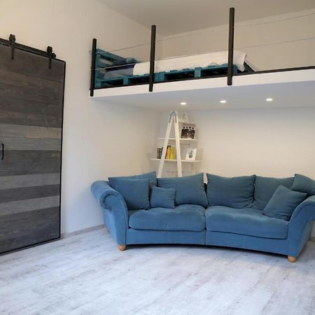 Sweety Blue Apartman Near Oktogon Budapeste Exterior foto